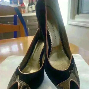 MARC By MARC JACOBS Snakeskin Suede Pumps - Size 40